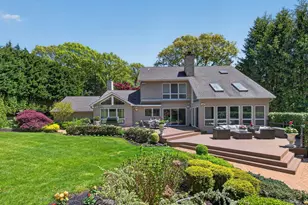 30 Orchard Dr, Woodbury, NY 11797 - Photo 41