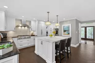 30 Orchard Dr, Woodbury, NY 11797 - Photo 9