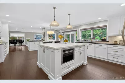 30 Orchard Drive, Woodbury, NY 11797 - Photo 7