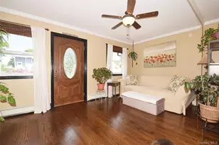 22 Salem Pl, Copiague, NY 11726 - Photo 3