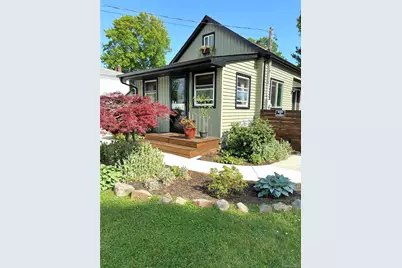22 Salem Place, Copiague, NY 11726 - Photo 1