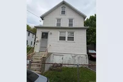 16 White Street, Oyster Bay, NY 11771 - Photo 1