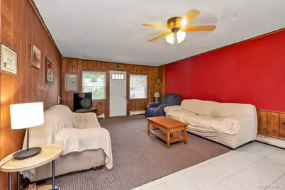 87 Slate Lane, Levittown, NY 11756 - Photo 9