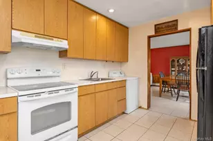 87 Slate Ln, Levittown, NY 11756 - Photo 5