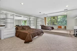 36 Wimbledon Dr, Roslyn, NY 11576 - Photo 13