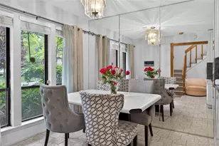 36 Wimbledon Dr, Roslyn, NY 11576 - Photo 9