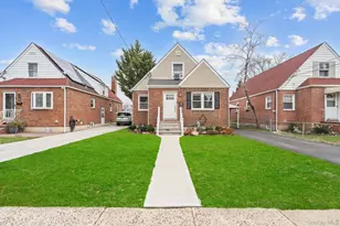 20 Dewitt St, Valley Stream, NY 11580 - Photo 1