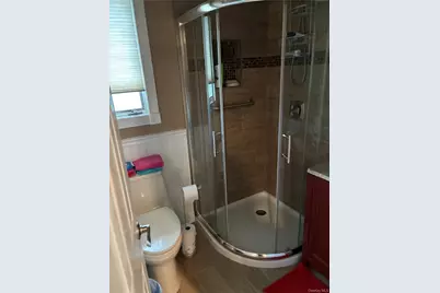 60 S Crescent Drive, Farmingdale, NY 11735 - Photo 9