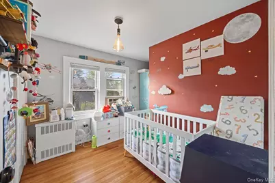 29 Crowell Street, Hempstead, NY 11550 - Photo 17