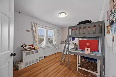 29 Crowell Street, Hempstead, NY 11550 - Photo 21