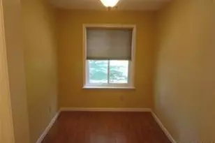 909 Skyline Dr, Coram, NY 11727 - Photo 7