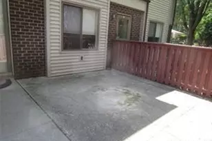 909 Skyline Dr, Coram, NY 11727 - Photo 3