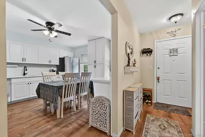 426 Genesee Court, Suffern, NY 10901 - Photo 3