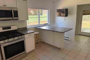 883 Hawkins Ave, Lake Grove, NY 11755 - Photo 5