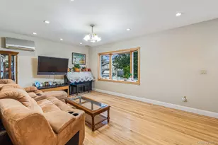 27-22 Bayside Ln, Flushing, NY 11358 - Photo 5