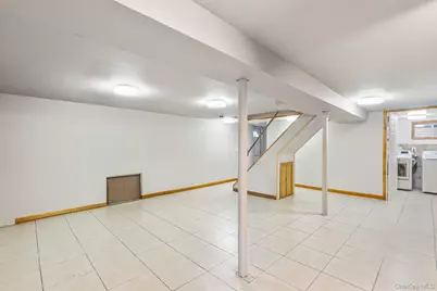 27-22 Bayside Lane, Flushing, NY 11358 - Photo 17