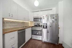 1120 Warburton Ave, Yonkers, NY 10701 - Photo 17