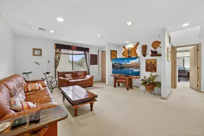 41 Waterside Close, Eastchester, NY 10709 - Photo 25