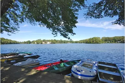 41 Waterside Close, Eastchester, NY 10709 - Photo 1