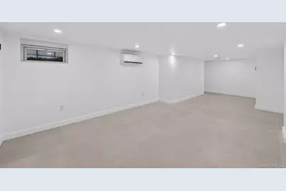 145-03 123rd Avenue, Jamaica, NY 11436 - Photo 11