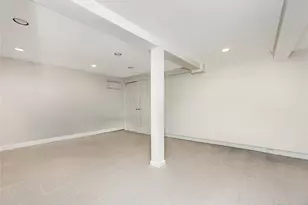75-28 170th St, Fresh Meadows, NY 11366 - Photo 31
