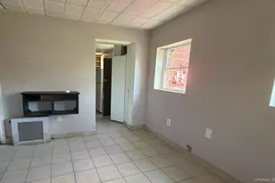 90 Jackie Robinson Pkwy, Brooklyn, NY 11207 - Photo 9