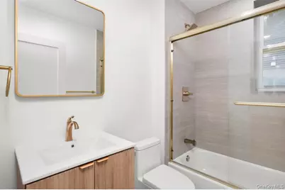 215 Prospect Avenue, White Plains, NY 10607 - Photo 17