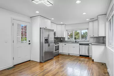 64 W 2nd Street, Freeport, NY 11520 - Photo 3