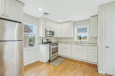 64 W 2nd Street, Freeport, NY 11520 - Photo 5