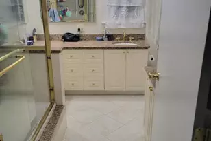 81 Union Ave, Amityville, NY 11701 - Photo 17