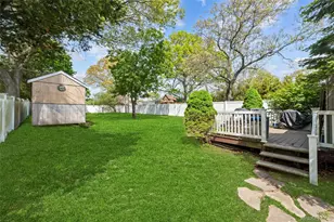 164 Dare Rd, Selden, NY 11784 - Photo 7