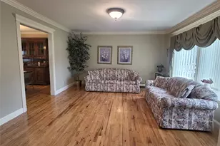 2663 Columbus Ave, North Bellmore, NY 11710 - Photo 7