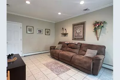 2663 Columbus Avenue, North Bellmore, NY 11710 - Photo 9