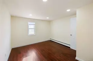 110-14 194th St, Saint Albans, NY 11412 - Photo 9