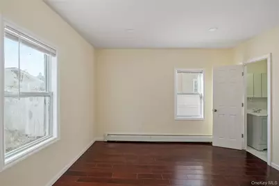 11014 194th Street, Saint Albans, NY 11412 - Photo 17