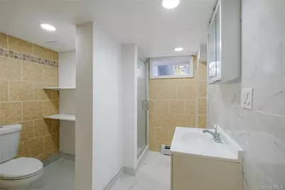 11014 194th Street, Saint Albans, NY 11412 - Photo 33
