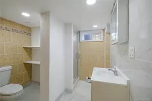 110-14 194th St, Saint Albans, NY 11412 - Photo 33