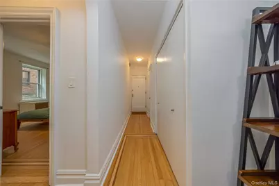 60 W Broad Street #1G, Mount Vernon, NY 10552 - Photo 5