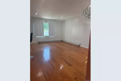 241-11 149th Avenue, Rosedale, NY 11422 - Photo 3