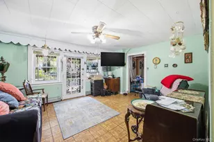 23-17 33rd Ave, Astoria, NY 11106 - Photo 3
