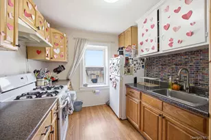 23-17 33rd Ave, Astoria, NY 11106 - Photo 19