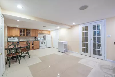 708 Lorentz Street, Elmont, NY 11003 - Photo 19