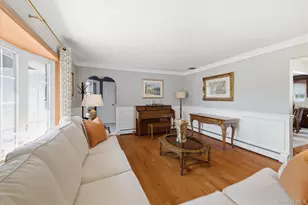 708 Lorentz St, Elmont, NY 11003 - Photo 5