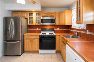 1515 Bantam Pl, Bronx, NY 10469 - Photo 11