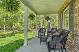 36 River Glen Rd, Wallkill, NY 12589 - Photo 3