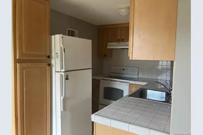 301 Sea Cliff Avenue #1, Sea Cliff, NY 11579 - Photo 3