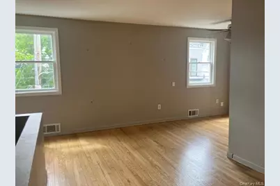 301 Sea Cliff Avenue #1, Sea Cliff, NY 11579 - Photo 1