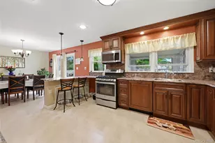 41 Lane St, Lindenhurst, NY 11757 - Photo 13