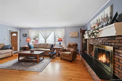 41 Lane Street, Lindenhurst, NY 11757 - Photo 9