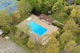 1105 Fox Hill Dr, Calverton, NY 11933 - Photo 19